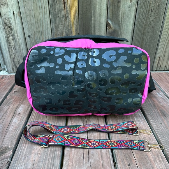💗NEW LEOPARD PRINT HOT PINK INSULATED THERMAL COOLER LUNCH PICNIC BAG TOTE💗 - Picture 8 of 8